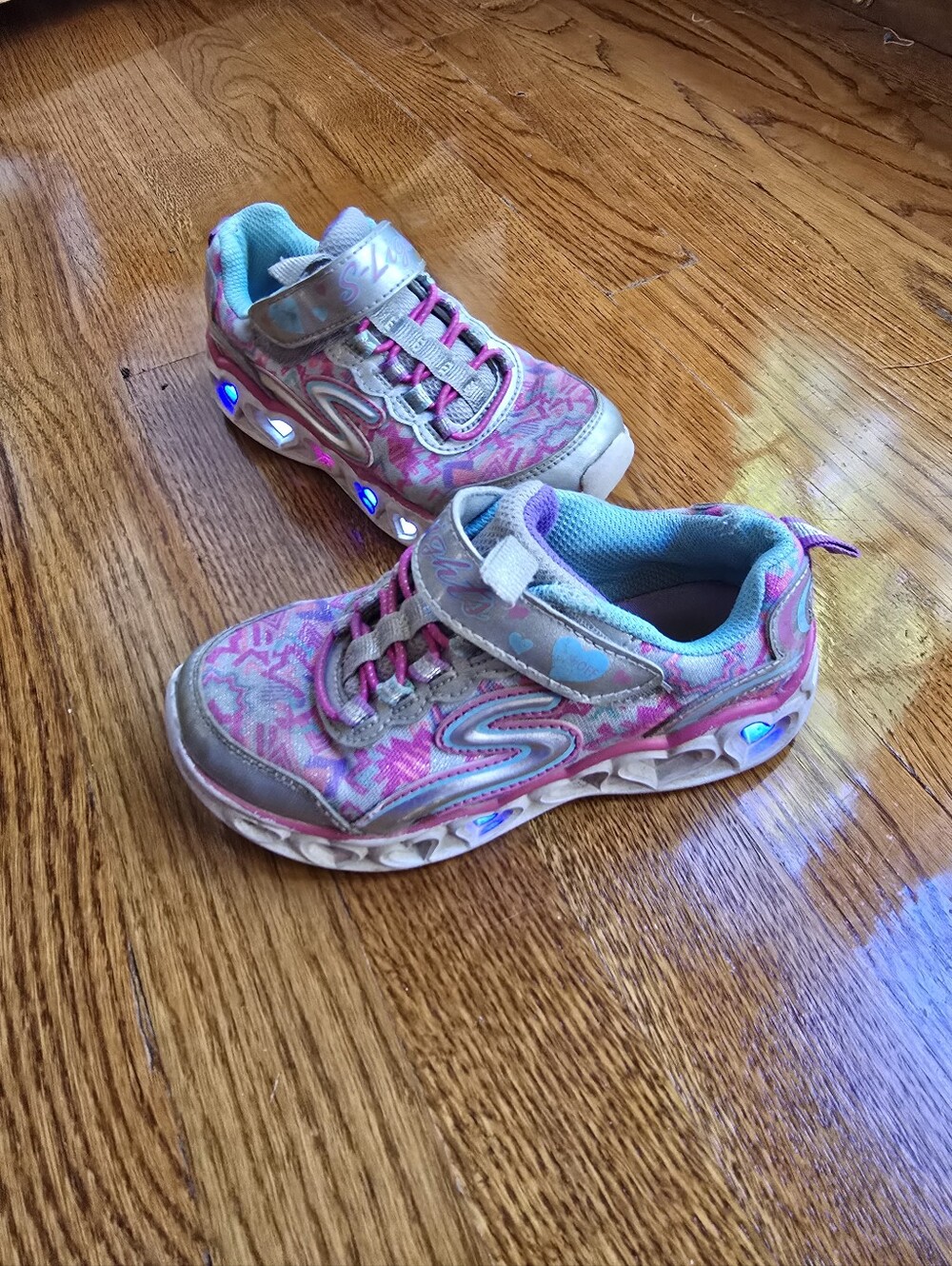 Skechers Kids 11 Light Up Pink and Aqua Sneakers